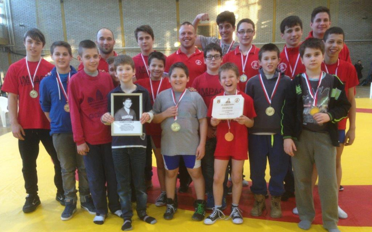 Ezzel is sikeresen megbírkóztak bírkózóink