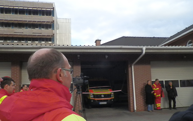 Új mentőautó Dunaújvárosnak