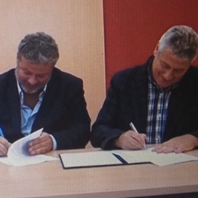 Futsal öröm: Dunaferr a szponzor