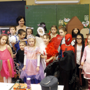 Farsang a Dózsa iskolában