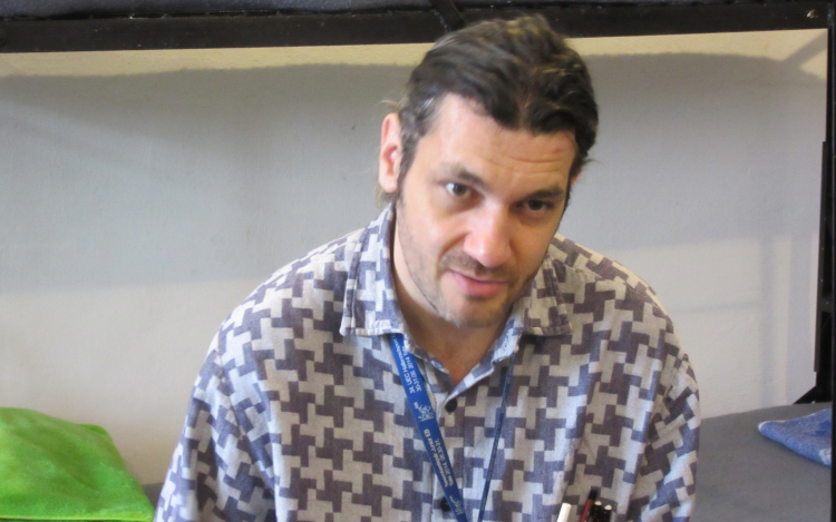 Május, a börtön és a csend