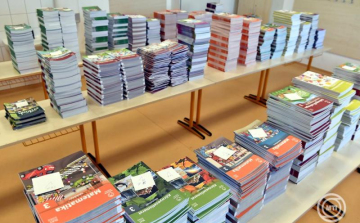 Minden iskolába megérkeztek az ingyenes tankönyvek