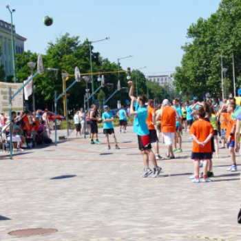 Steelball a Városháza téren