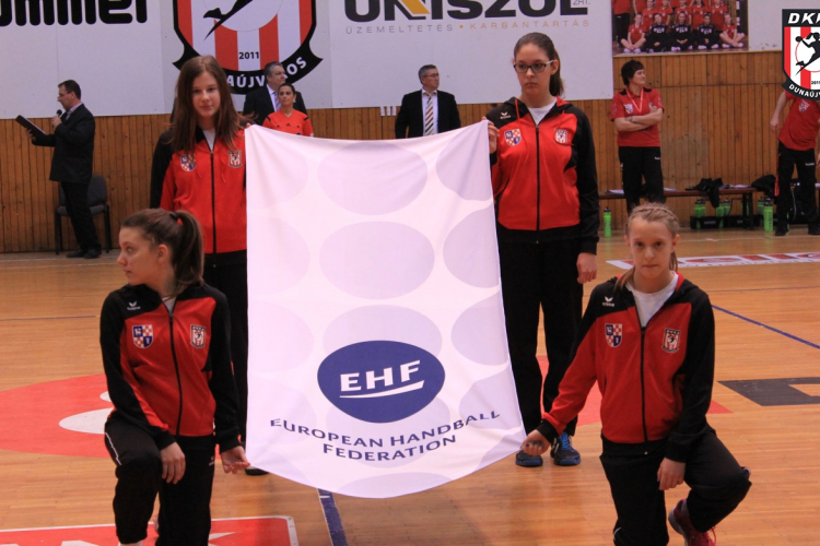 Búcsú a kupától- képekkel