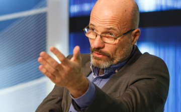 Dr. Zacher Gábor előadása a Dózsa Mozicentrumban!