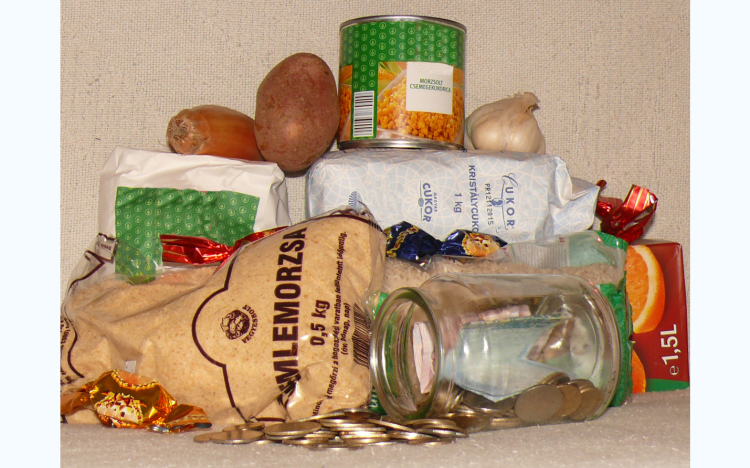 Kétnapos élelmiszergyűjtést szervez a Magyar Vöröskereszt