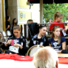 Szurkolói találkozó a Dunaújvárosi Kohász Kézilabda Akadémiával, utcabál a Neoton Famíliával.