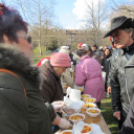 Húsvéti ételosztás