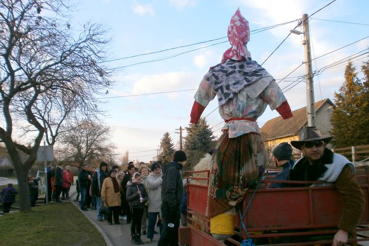 Téltemetés kisapostagi módra