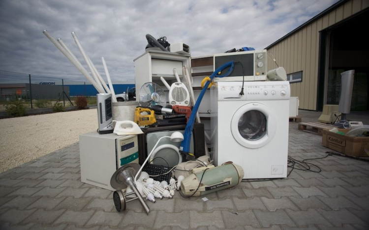 Elektronikai hulladékgyűjtés a Béke Városrészben!