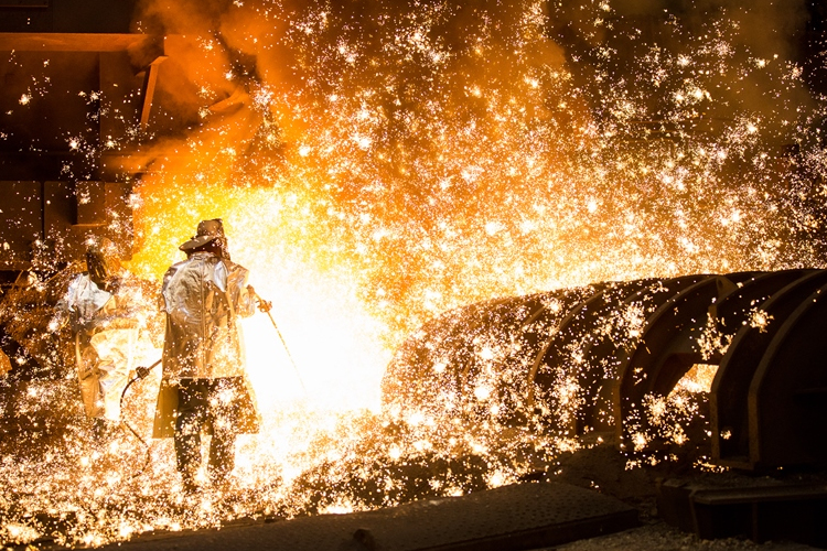 A nagyolvasztó és „az ötödik égtáj”