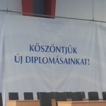 Diplomaátadó a Dunaújvárosi Egyetemen