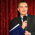 Sajtótájékoztató