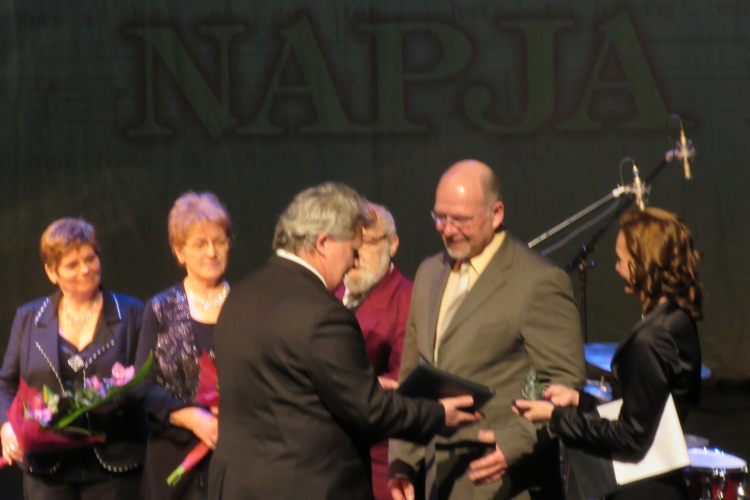 Versbarátok a helyi kultúráért