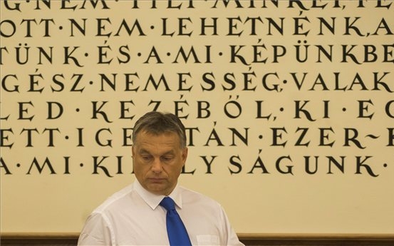 Orbán: a kormány támogatja a székesfehérvári fűtőerőmű visszavásárlását