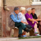 Képeket vegyenek az Arany iskoláért!