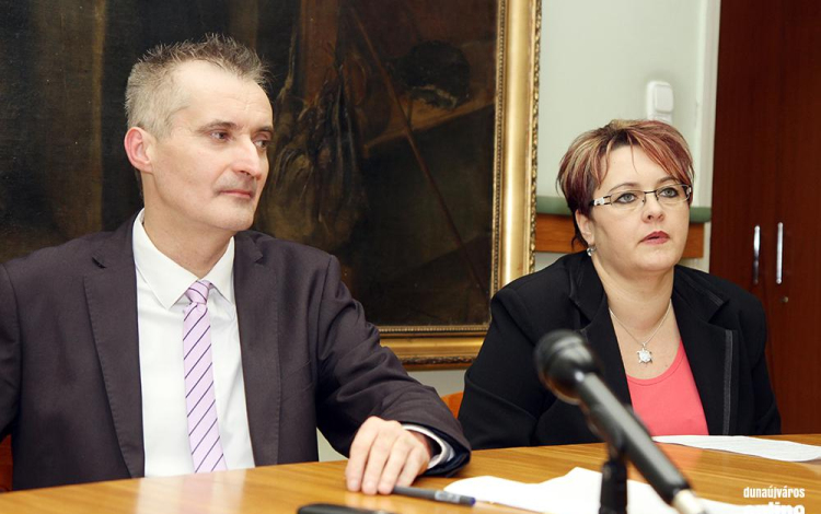 Pünkösdre pénz  jött a nyugdíjasoknak