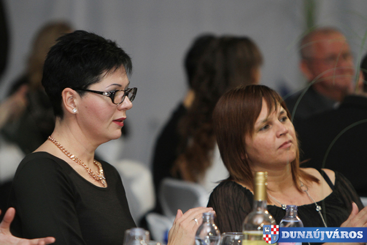 Jótékonysági bál