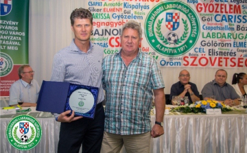 A DLSZ tiszteletdíjasa: Jurinka Zoltán