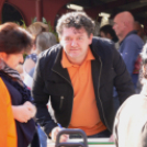 Támogatói aláírás gyűjtése