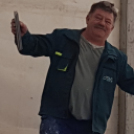 Miniszter az élményfürdőben