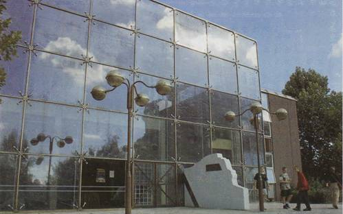 A Dunaferr iskola nyitott kapui