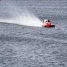 Motorcsónak két napon keresztül