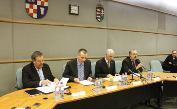 Dunaújvárosnak  már nincs adóssága