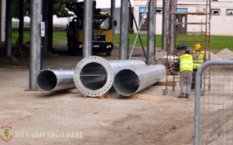 Villanygyújtás az első hazaira