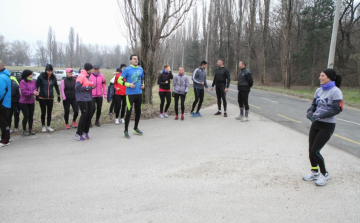 Futva űzték el a telet