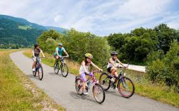 Segítség két keréken