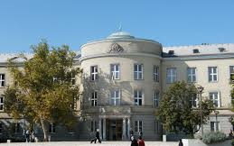 Új köntöst kap a Főiskola kis tornaterme