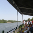 Motorcsónak két napon keresztül