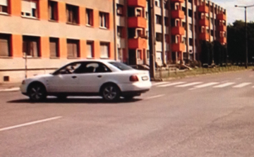 Jelzőlámpa segíti majd az iskolásokat