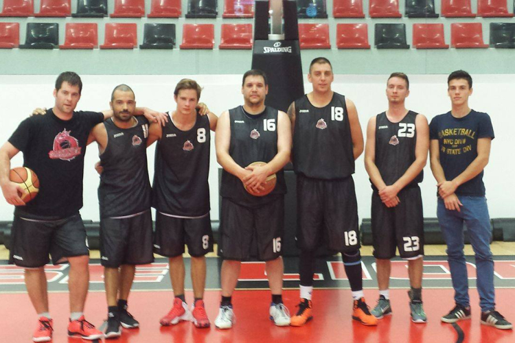 Vereség az első mérkőzésen a Sárkányoknál