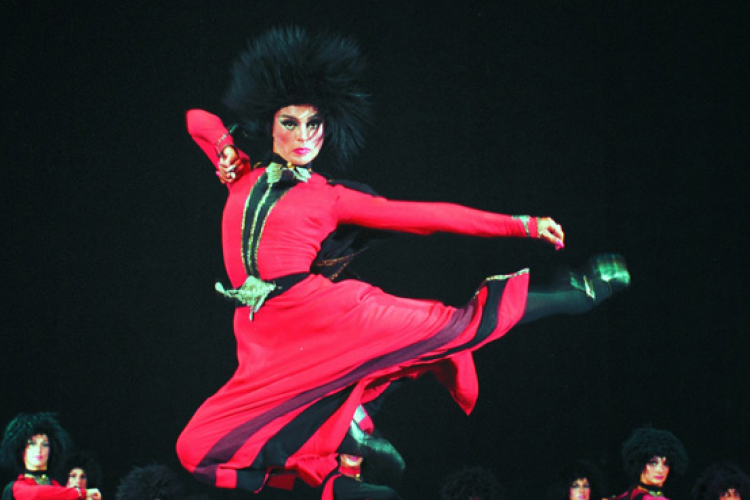 A Grúz Állami Népi Együttes - Eredeti csak egy van