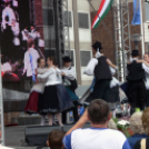  A Vasas Néptáncegyüttes a Főtér avatásán