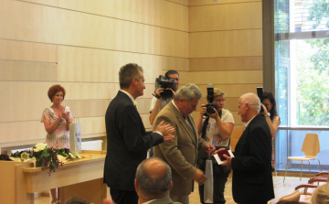 Pedagógusok elismerése-dstv videóval