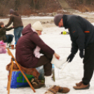 Korcsolyázás a szabadstrandnál
