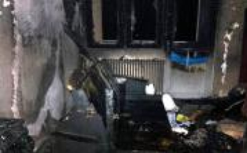 Lakástűz Dunaújvárosban