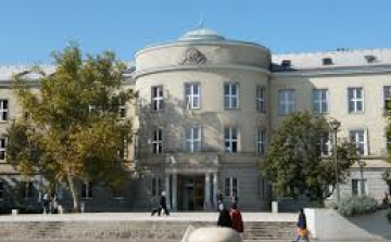 Még mindig népszerű a Dunaújvárosi Főiskola