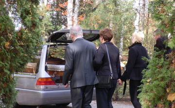 Eltemették a baracsi gyilkosság áldozatait - videóval