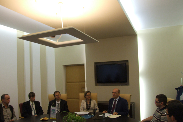 Ifjú titánok – tehetséggondozás a Dunaújvárosi Főiskolán