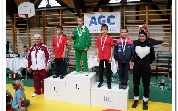 A DUNAFERR SE birkózóinak érmes eredményei