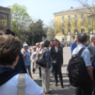 Együtt 2014 kampány-körút  a bejáratnál Gombossal