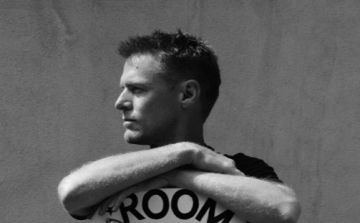 Bryan Adams újra a Hősök terén lép fel