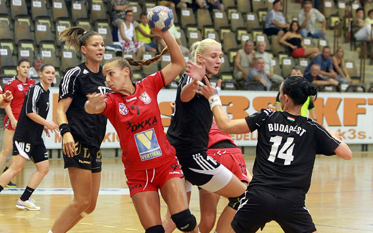 Küzdelmes x az MTK ellen