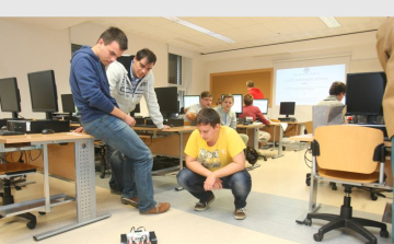 Ki a legügyesebb LEGO robotépítő?