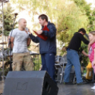 Májusi mulatság a Dózsa téren