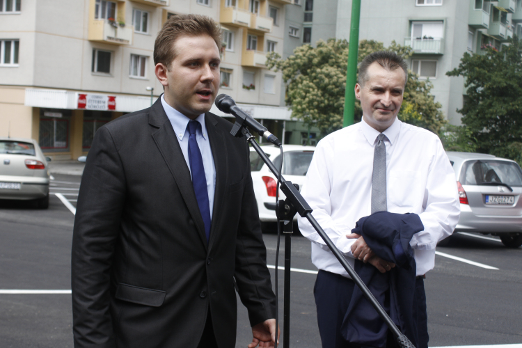 Határidő előtt elkészült a Derkovits utcai parkoló